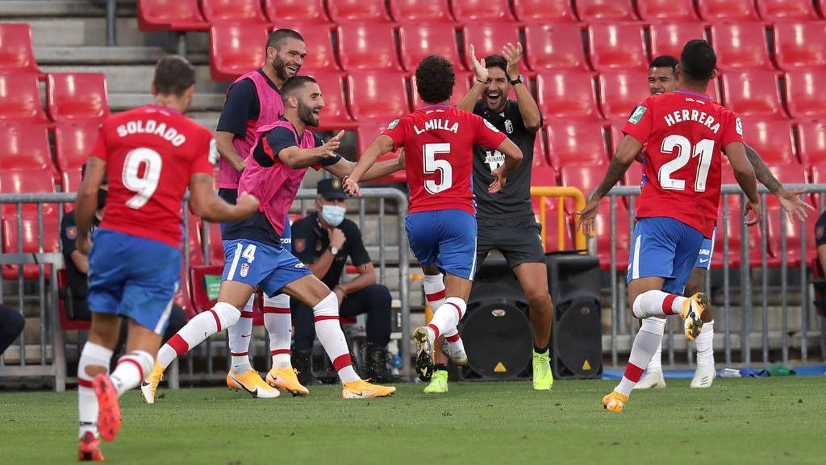 Gol debut Luis Milla antar Granada kalahkan Athletic Bilbao (Foto: Getty Images/Gonzalo Arroyo Moreno)