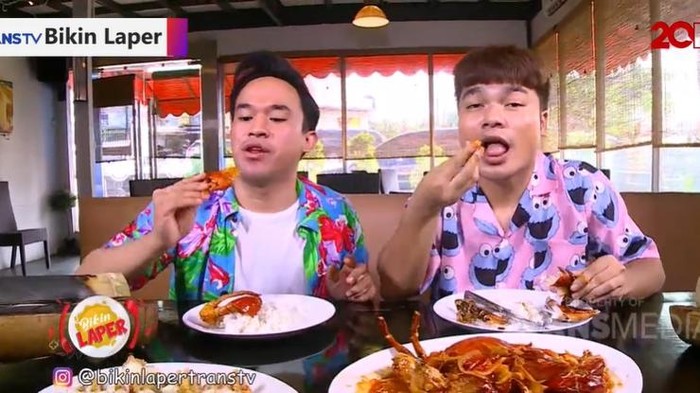 Bikin Laper! Puas Makan Kepiting Saus Padang dan Udang Saus Singapura Bikin Laper! Puas Makan Kepiting Saus Padang dan Udang Saus Singapura