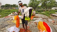 Dilansir dari AP, pekerjaan sebagai Dhobi Ghat merupakan pekerjaan yang sudah ada sejak beberapa generasi sebelumnya di India.