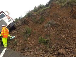 Potret Viral Lolos dari Sial dan Maut yang Sangat Dekat