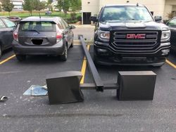 Potret Viral Lolos dari Sial dan Maut yang Sangat Dekat