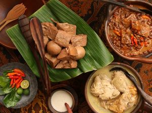 Ini Cerita di Balik Nikmatnya Sajian Gudeg yang Bikin Ngiler