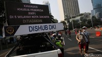 Diketahui, Pemprov DKI Jakarta kembali akan menerapkan status PSBB total di Ibu Kota. Karena itu, pagi ini Pemprov DKI meniadakan kawasan khusus pesepeda.
