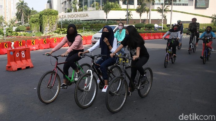 10 titik kawasan khusus pesepeda ditiadakan mulai pagi ini. Kebijakan itu dikeluarkan sebagai tindak lanjut atas penerapan kembali PSBB secara ketat di Jakarta.