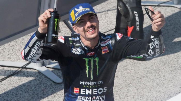 MISANO ADRIATICO, ITALY - SEPTEMBER 12:  Maverick Vinales of Spain and Monster Energy Yamaha MotoGP Team  celebrates the MotoGP pole position during the MotoGP Of San Marino - Qualifying at Misano World Circuit on September 12, 2020 in Misano Adriatico, Italy. (Photo by Mirco Lazzari gp/Getty Images)