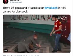 Tiga Gol Mo Salah Bikin Netizen Terperangah