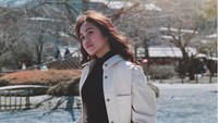 Sama seperti Nia, Prita juga hobi travelling. (Foto: Instagram Prita Aunala)