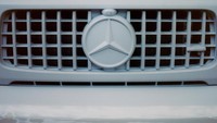 Melalui Project Geländewagen, kami membuat sebuah karya seni unik yang menampilkan interpretasi masa depan tentang luxury. Kolaborasi dengan Virgil Abloh menyatukan dua filosofi desain yang berbeda, yang menghasilkan re-imajinasi G-Class yang tak ada duanya, yang tetap mencerminkan kebanggaan akan keistimewaannya model ini, kata Gorden Wagener, Chief Design Officer Mercedes-Benz. Foto: Mercedes-Benz