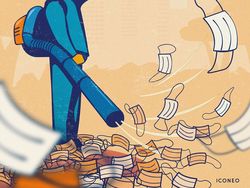 Seniman Ini Sulap Masker Jadi Karya Seni Kreatif