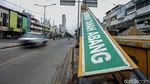 Waduh, Palang Underpass Tanah Abang Patah