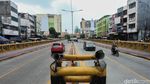 Waduh, Palang Underpass Tanah Abang Patah