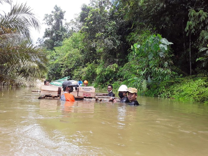 1.118 rumah di Kabupaten Kotawaringin Timur (Kotim), Kalimantan Tengah (Kalteng), terendam banjir sejak pekan lalu (dok BNPB)