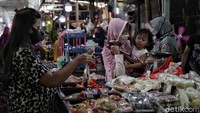 Operasi tertib masker ini pun menjadi salah satu upaya petugas kepolisian untuk melakukan sosialisasi kepada masyarakat akan pentingnya mematuhi protokol kesehatan untuk mencegah COVID-19.
