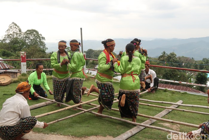 Desa Adat Liang Ndara