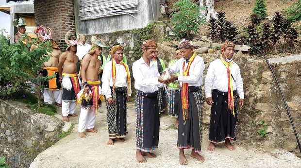 Desa Adat Liang Ndara