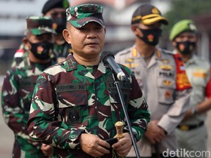 Pangdam Jaya: Yang Kritik TNI Turunkan Baliho HRS Tak Tahu Ceritanya