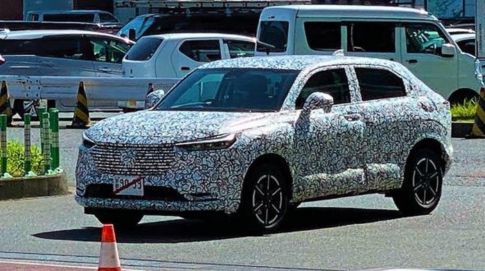 Foto spyshot Honda HR-V baru di jalanan Jepang