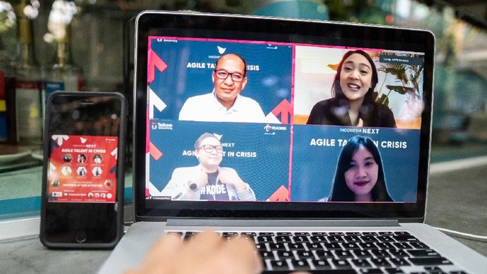Melalui IndonesiaNEXT, Telkomsel berupaya untuk terus mencetak Sumber Daya Manusia (SDM) berkualitas alias bukan kaleng-kaleng.