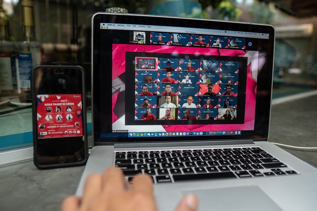 Melalui IndonesiaNEXT, Telkomsel berupaya untuk terus mencetak Sumber Daya Manusia (SDM) berkualitas alias bukan kaleng-kaleng.