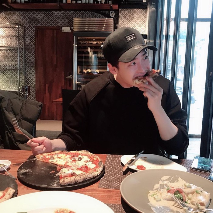 aktor lee jong suk