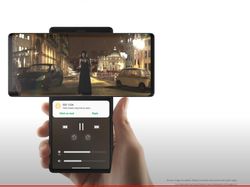 Bermacam Model Ponsel Layar Lipat, Suka yang Mana?