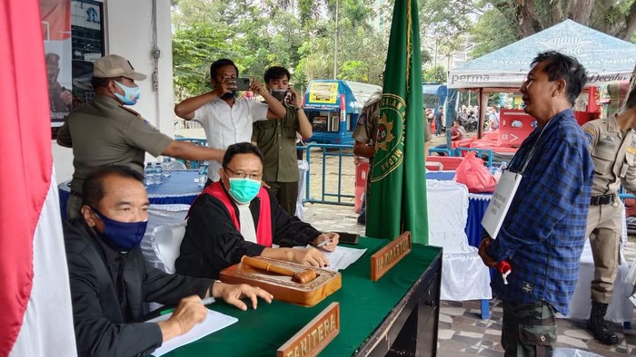 Operasi Yustisi di Medan (Ahmad Arfah-detikcom)
