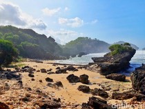 7 Wisata Pantai Dekat dengan Pantai Drini Gunungkidul, Gak Kalah Bagus!