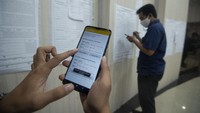 KPU berencana akan menggunakan rekapitulasi digital dalam Pilkada 2020 untuk mengurangi potensi kecurangan sekaligus sebagai alat kontrol dan pembanding terhadap data rekapitulasi suara manual. ANTARA FOTO/Aditya Pradana Putra  