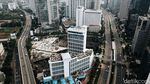 Potret Lancarnya Lalu Lintas di Jalan Sudirman Saat PSBB Ketat