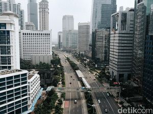 Volume Kendaraan di DKI Diklaim Turun hingga 20% Sejak PSBB Berlaku