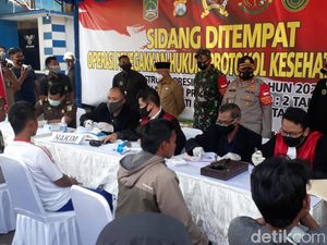 Warga Kabupaten Malang Jalani Sidang di Tempat Saat Tak Bermasker