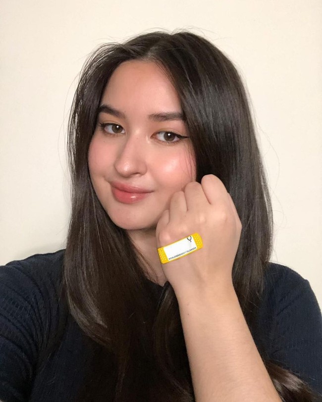 Stephanie Poetri merupakah anak dari penyanyi tanah air, Titi DJ. Stephanie mewarisi wajah bule dari sang ayah, Andrew Hollis Dougharty. Foto: Instagram @stephaniepoetri