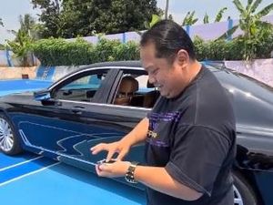 Orang Kaya Mah Bebas, BMW Harga Rp 2,5 M Jadi Mainan Remote Control