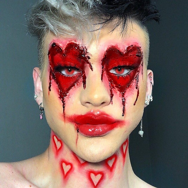Will you be my valentine? begitu keterangan foto Ethan dalam tema makeup yang menyeramkan sekaligus kreatif ini. Foto: Instagram