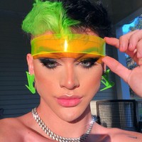 Ethan pun kadang membuat makeup-makeup cantik nan flawless. Sang beauty influencer meninggal mendadak pada Minggu (6/9/2020).  Foto: dok. Instagram