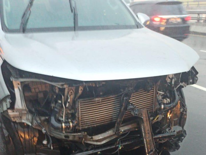 Fortuner-Volvo terlibat kecelakaan lalu lintas