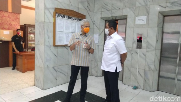 Gubernur Jateng Ganjar Pranowo dan Wali Kota Semarang Hendrar Prihadi
