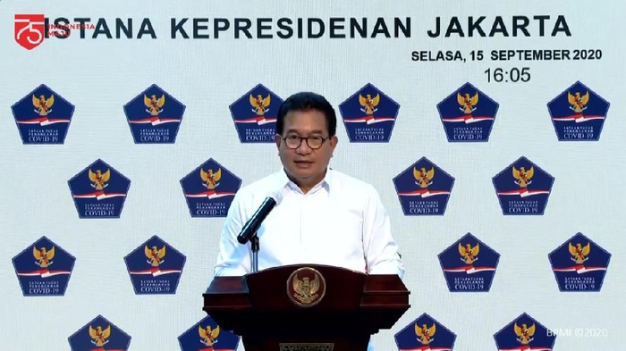 Jubir Satgas COVID-19 Wiku Adisasmito menyampaikan update penanganan kasus pada Selasa (15/9) (YouTube Seskab)