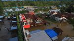 Terendam Banjir, Kota Putussibau Lumpuh
