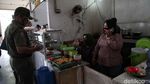 Langgar PSBB, Tempat Makan di Cakung Ditindak Petugas Gabungan
