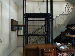 Insiden Jatuhnya Ketua DPRD DIY Jatuh Bersama Lift Pribadi