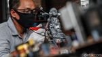 Menyulap Limbah Komputer Jadi Karya Seni Unik