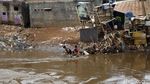 Foto Normalisasi Kali Ciliwung Jaman Anies Mandek