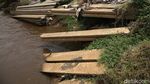 Foto Normalisasi Kali Ciliwung Jaman Anies Mandek
