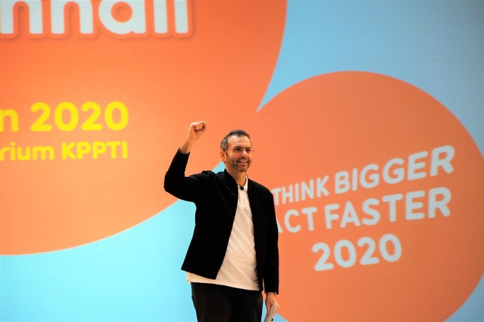 Presiden Direktur dan CEO Indosat Ooredoo, Ahmad Abdulaziz Al-Neama