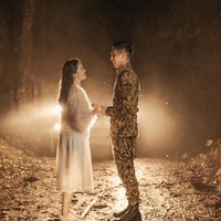 Menurut sang fotografer, James Montano, pemotretan prewedding ala Crash Landing On You ini dilakukan di kawasan Mindanao, Filiipina. Dalam wawancara dengan Preview, James mengungkapkan, pemotretan dilakukan selama tiga hari di Sultan Kudarat, South Cotabato, Sarangani, dan General Santos City. Foto: Dok. Facebook James Montano Photography