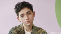 Syahravi Dewanda belum lama ini mengeluarkan lagu baru yang berjudul You You You. Foto: Asep Syaifullah/detikHOT