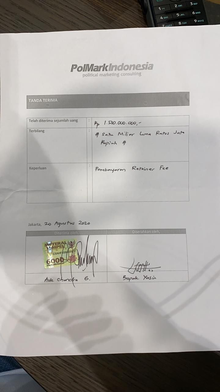 Tim Munafri Ariefuddin (Appi)-Rahman Bando terlibat konflik dengan lembaga survei politik PolMark Indonesia terkait Pilkada Makassar 2020. Tim Appi-Rahman memecat PolMark.