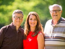 Akrabnya Bill Gates dan Ayah Tercinta yang Meninggal Dunia