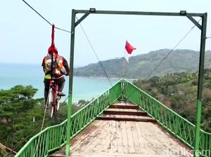Suasana Objek Wisata Baru di Cienong Sukabumi